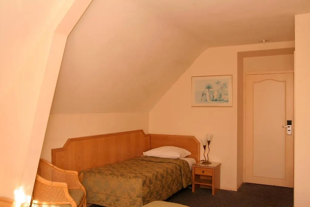 ***  Borgmann Villa Hotel Amsterdam Netherlands